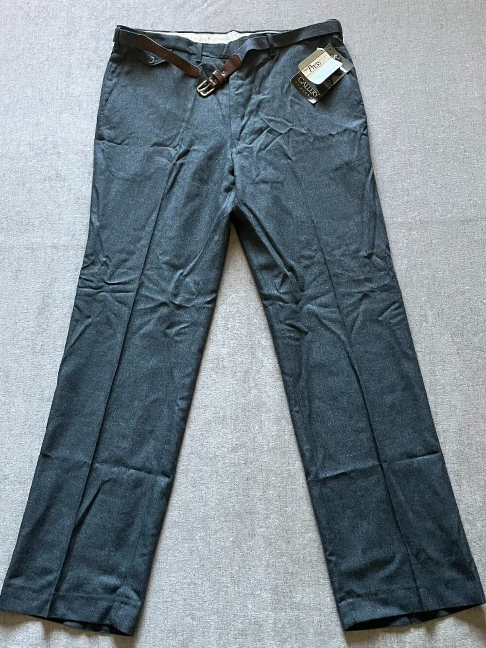 Gallery By Haggar Straight Dress Pants Men 38x33 Gray Stretch Belt NWT NEW